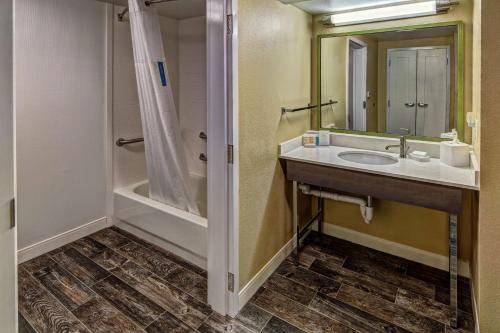 Hampton Inn & Suites Memphis-Wolfchase Galleria