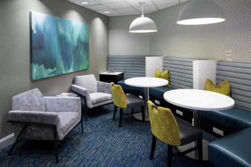 Hampton Inn & Suites Miami-Doral Dolphin Mall