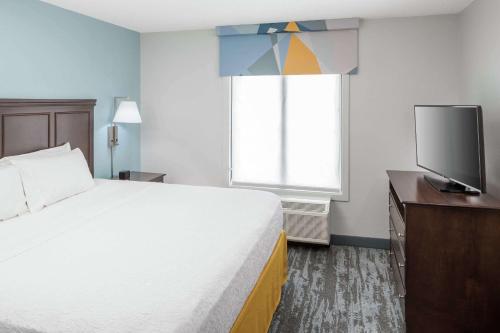 Hampton Inn & Suites Miami-Doral Dolphin Mall