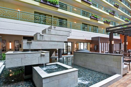 Embassy Suites by Hilton Minneapolis-Airport