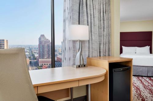 DoubleTree by Hilton Hotel Philadelphia Center City