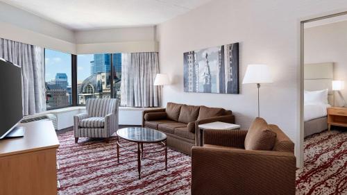 DoubleTree by Hilton - Philadelphia Center City