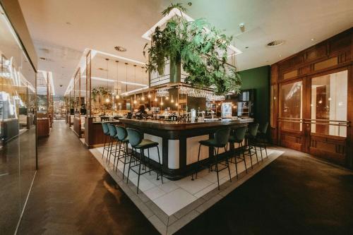 Restaurant, Hilton Rotterdam in Rotterdam