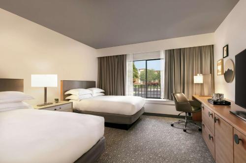 Hilton Scottsdale Resort And Villas