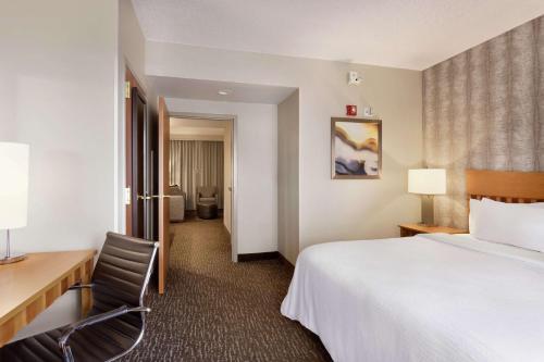 Embassy Suites Northwest Arkansas - Hotel Spa & Convention Center - image 3