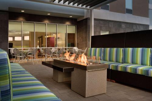 Home2 Suites by Hilton Roseville Minneapolis