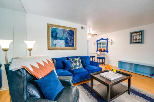 Dallas Vacation Rental Condo with Community Pool!