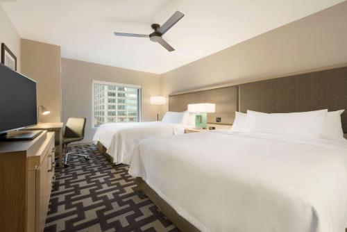 Homewood Suites by Hilton Chicago West Loop