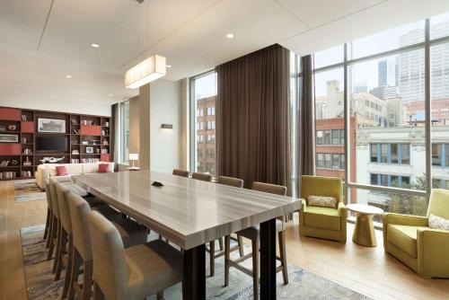 Hampton Inn by Hilton Chicago Downtown West Loop in Chicago, USA
