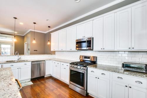 Saint Louis Home with Deck 4 Mi to Downtown! in Soulard, USA