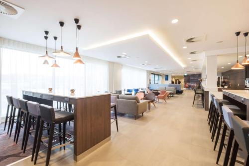 Hampton By Hilton Aberdeen Airport - image 2