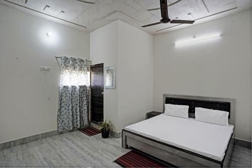 OYO 81514 Hotel Uv