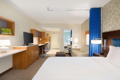 Home2 Suites By Hilton Joliet Plainfield - image 7