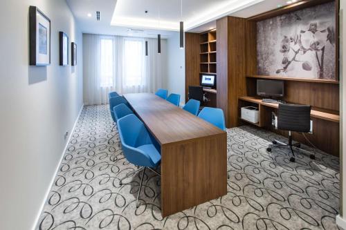 Hampton By Hilton Gdansk Oliwa - image 13
