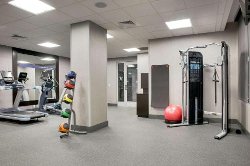 Hampton Inn & Suites Fort Worth Downtown - image 3
