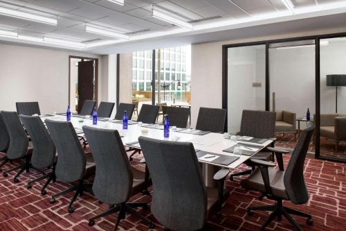 Hilton Washington DC National Mall The Wharf - image 2