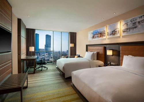 Doubletree by Hilton Surabaya Room Type - Twin Room