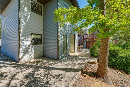 Branson Getaway Deck with Pool View and BBQ Grill!