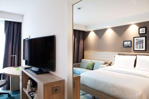 Hampton By Hilton Berlin City East Side Gallery - image 9