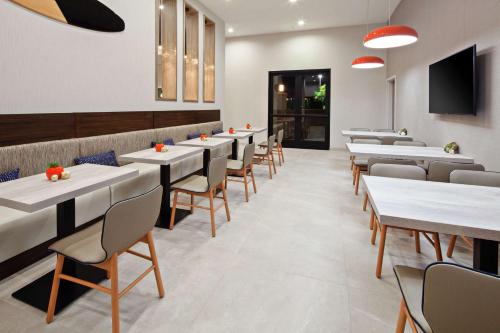 Homewood Suites By Hilton San Diego Central - image 10