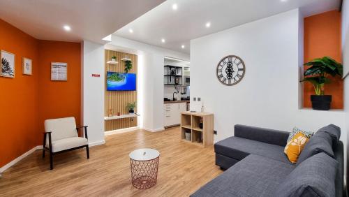 The Jolie - Apartments by the Ocean 1