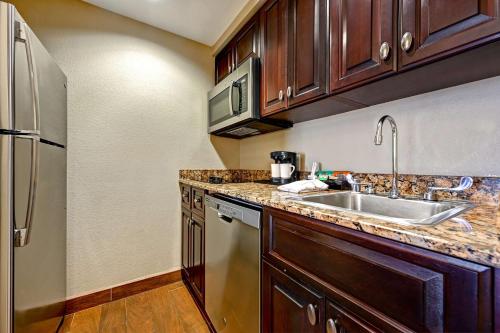 Homewood Suites By Hilton Albuquerque Airport