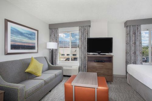 Homewood Suites By Hilton Albuquerque-Journal Center