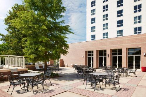 Hilton Charlotte Airport Hotel