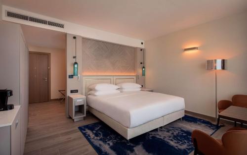 Hilton Rijeka Costabella Beach Resort And Spa - Hotel - Rijeka