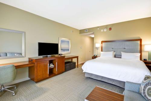 Hampton Inn & Suites Charleston Airport - image 11