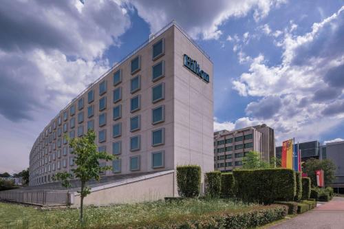 Hilton Geneva Hotel and Conference Centre