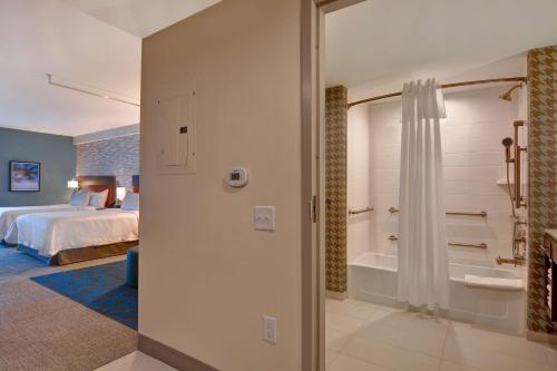 1 queen bed