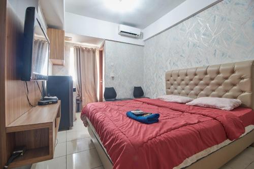 Apartment Green Lake View Ciputat by Celebrity Room, Depok