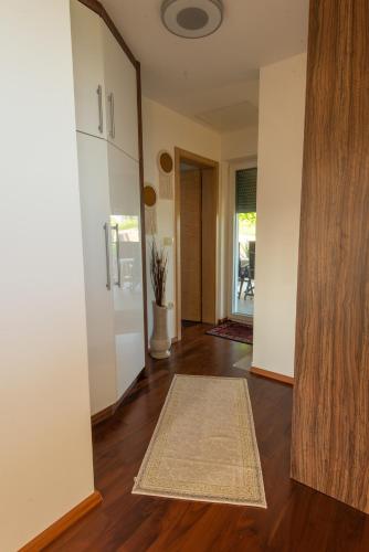 Holiday home in Smarjeske Toplice - Kranjska Krain 45723 in Smarjeske Toplice