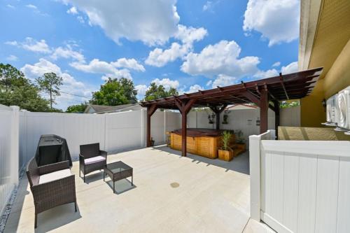 Paradise in Brandon with luxurious 6 person Spa in Brandon, USA
