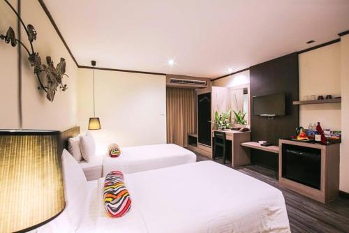 room detail thumbnail 0