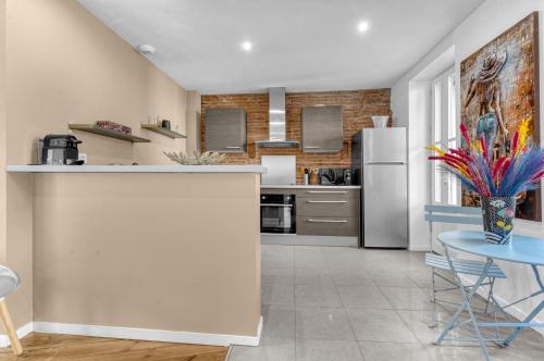 Three-Bedroom Apartment image 3