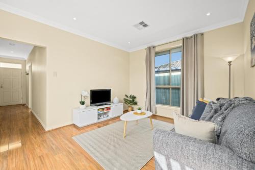 Summer Salt - Aldinga Beach - C21 SouthCoast Holidays