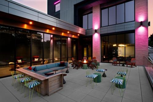 Aloft Kansas City Country Club Plaza