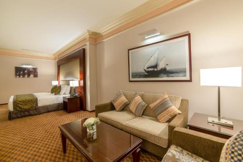 Superior Room - Smoking image 6
