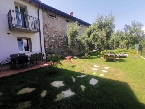  La Casetta nel Borgo Nascosto - house with private garden in Raffa