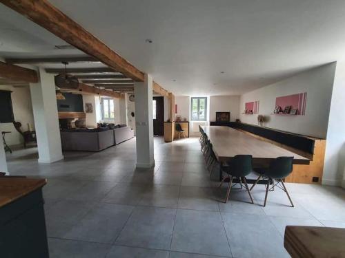 Maison Basque (24 pers) in Ascarat