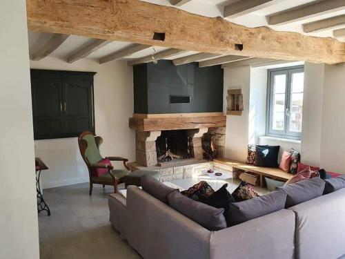 Maison Basque (24 pers) in Ascarat
