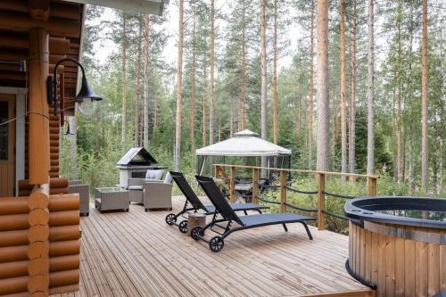 Cottage with Hot tub and Sauna in Uurainen