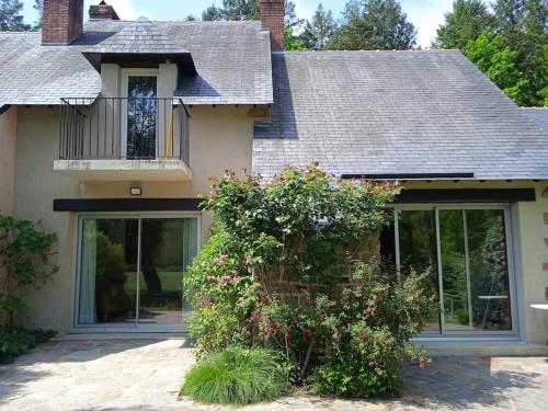 Cottage spacieux Domaine de la Bretesche in 米希拉