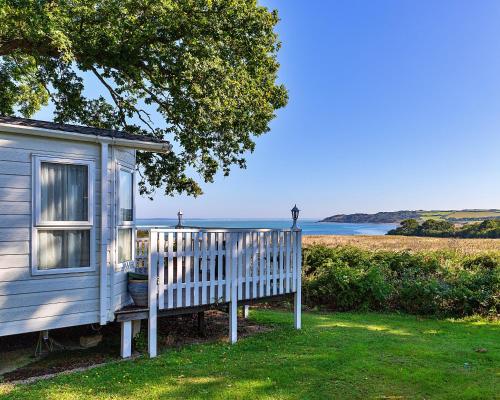 Finest Retreats - Ocean View - Beaulieu
