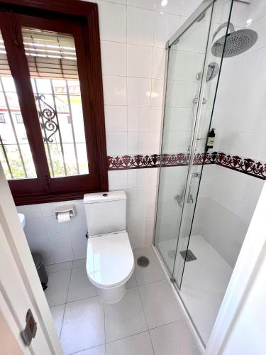 Double or Twin Room image 4