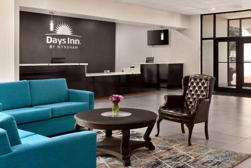 Days Inn by Wyndham McComb MS - image 11