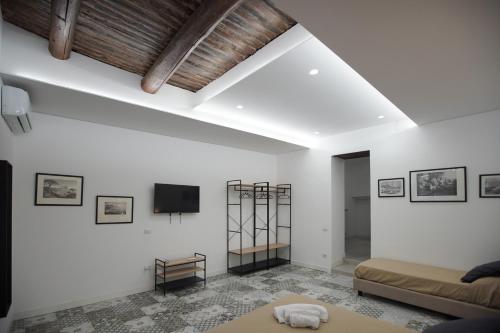 Deluxe Triple Room image 4