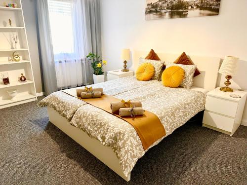 Grey House - Legnica